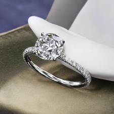 Anello con diamanti 2 carati