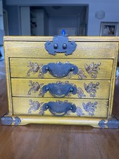 Portagioie cinese antico in legno laccato, Con cassetti E Specchio