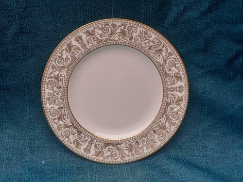 Wedgwood plate dorato - plate,