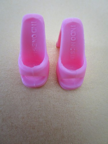747 vecchie scarpe barbie - vecchie,