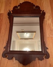 WILLIAMSBURG RESTAURO Virginia Metalcrafters Mogano Chippendale Specchio