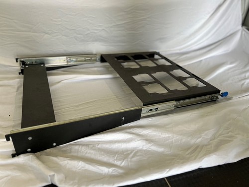 Lockable sliding shelf for - *lockable*,