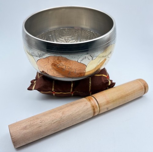 Campana tibetana rilievo - tibetana,