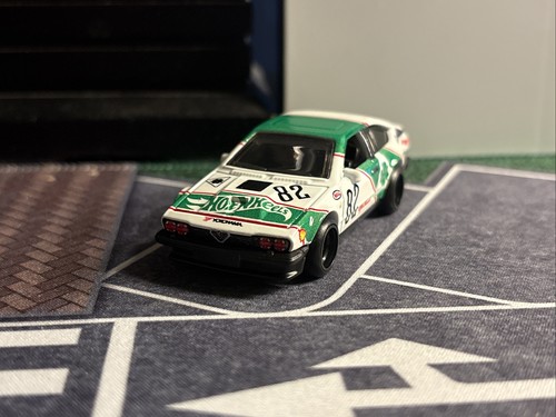 Hot wheels car culture premium - hot,