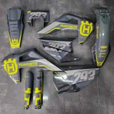Plastiche + Grafica Husqvarna