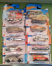 Lotto 10 modelli Hot Wheels