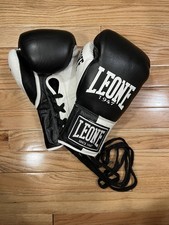 GUANTONI DA BOXE LEONE SPORT