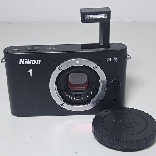 Nikon nera mirrorless - 1,