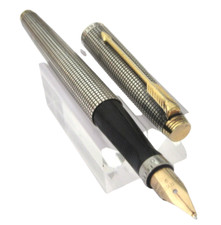 LEGENDAIRE STYLO PLUME DE PRESTIGE PARKER 75 ciselé ARGENT MASSIF PLUME OR Q215