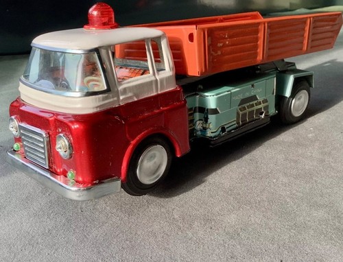 Tin toy camion - toy,