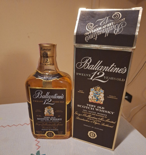 Ballantine years very old - ballantine's,