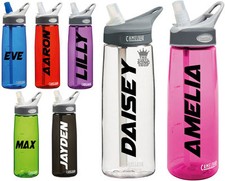 2 Adesivi Nome Personalizzati - Borraccia Palestra Bici Sport Acquatici Strike Font