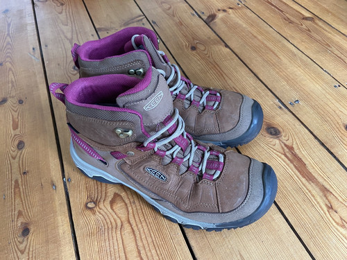 Keen walking boots waterproof - boots,