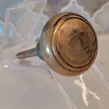 Antico pomello porta ottone