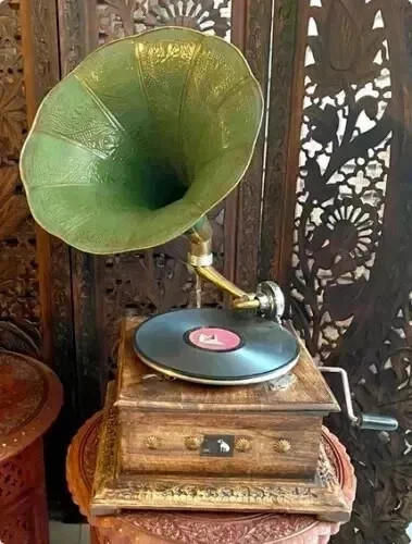 Grammofono hmv stile antico - grammofono,