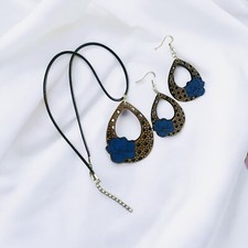 set orecchini e collane