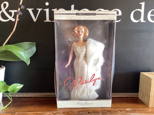 Barbie marilyn monroe 2001 - monroe,