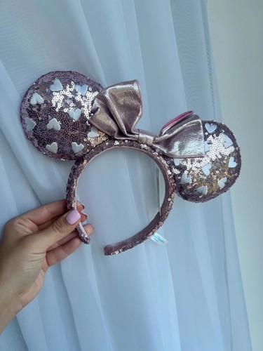 Orecchie paillettes cuore rosa