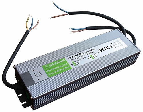 Trasformatore 230 volt 12v - /,