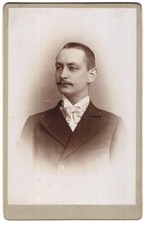 Fotografia Uomo Vestito