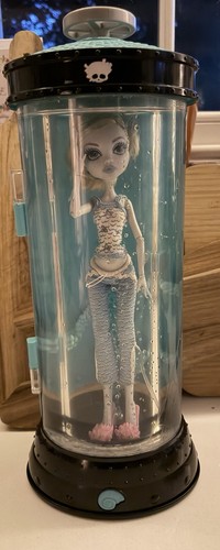 Monster high lagoona blue - monster,