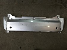 PARAURTI POSTERIORE CENTRALE