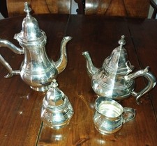 Servizio Da The In Metallo