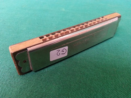 Vecchia armonica bocca - armonica, a