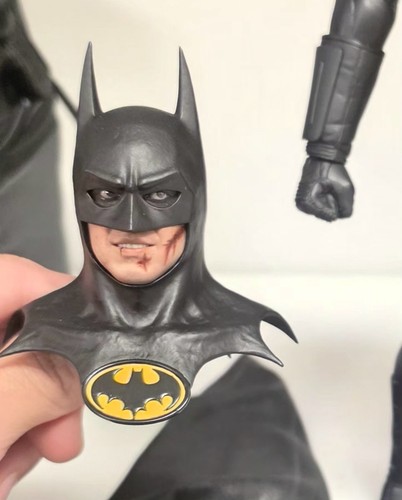 Hot toys mms693 1989 batman - toys,