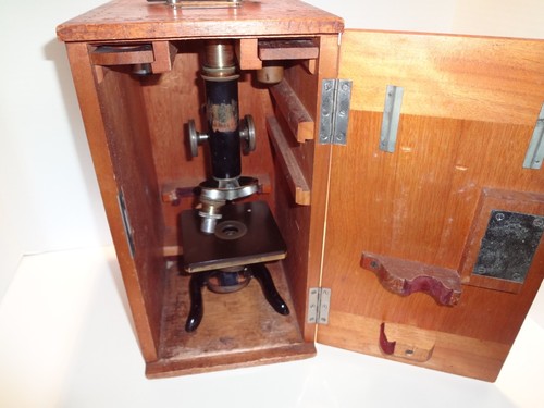 Microscopio vintage leitz - e.,