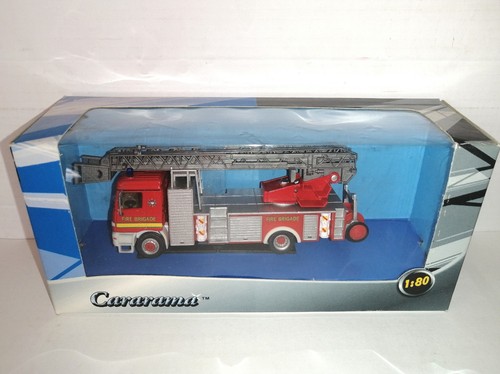Camion pompieri con autoscala - con,