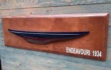 Modello Di Mezzo Scafo