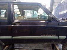 FRONT RIGHT DOOR / 2582695 FOR