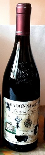 Vino vintage rosso barbera - vino,