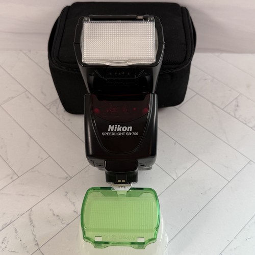 Nikon speedlight 700 - nikon,
