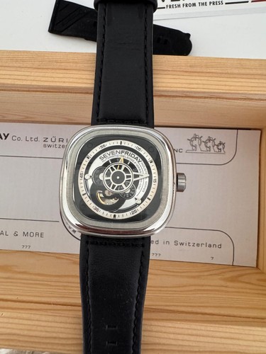 Sevenfriday p1b - sevenfriday, p1b/01