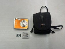Fujifilm Finepix V10 fotocamera digitale made in Japan arancione non testata