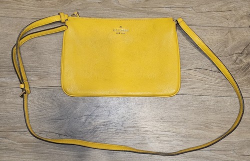 Borsa tracolla gialla - a,