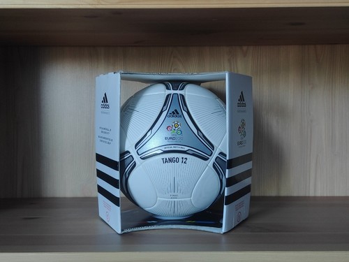 Adidas tango euro 2012 final - adidas,