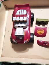 DISNEY CARS- MODELLINO AUTO DA CORSA CON ACCESSORI-PLASTICA- LUNGHEZZA 19 CM