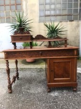 Scrivania fine 800 con piano in vetro, completa di sedia