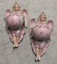 Antica coppia acquasantiere