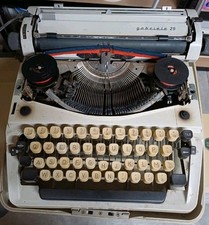 Adler Gabriele 25 - Macchina da scrivere Vintage anni 70 con custodia rigida