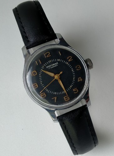 Orologio meccanico sovietico
