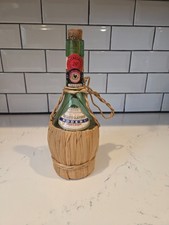 Vintage 1971 Empty Chianti