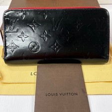 Louis Vuitton Vernis Zippy