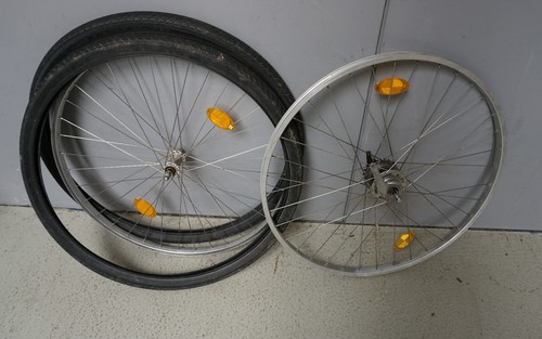 A022 270 set - set, 28