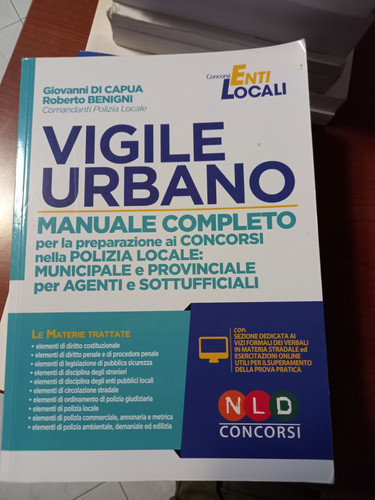 Vigile urbano manuale - , completo