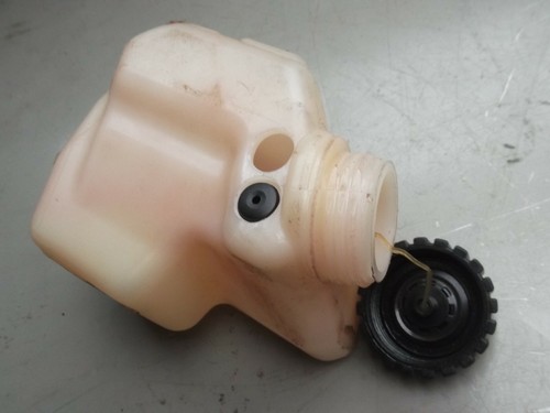 Tappo serbatoio benzina dolmar - tappo,