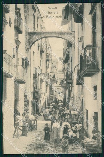 Napoli città via basso porto - napoli,